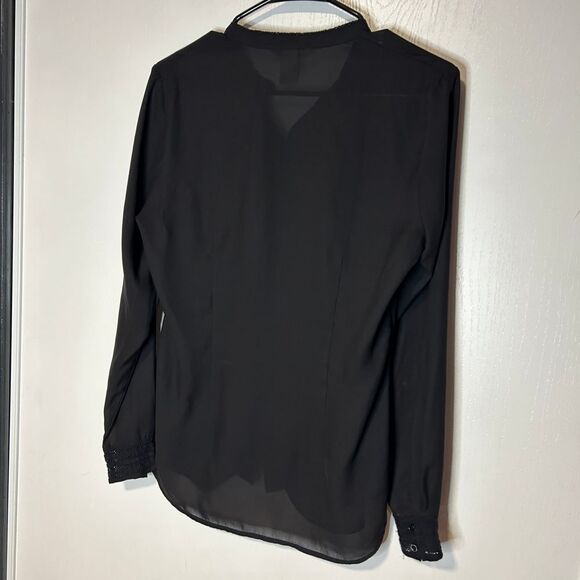 H&M Elegant Black Button-Down Blouse with Lace Detail C67 - Picture 6 of 7